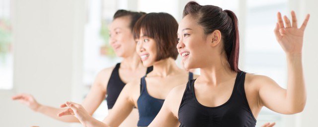 关于中国舞简介(中国舞简介怎么写)