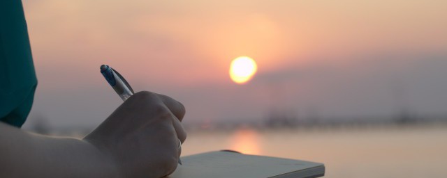 亭释义及组词(亭的字义和组词)