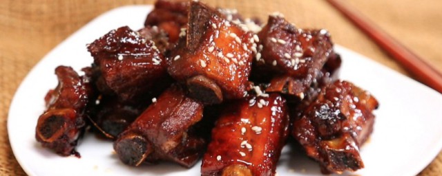 糖醋排骨做法分享(糖醋排骨的做法哦)