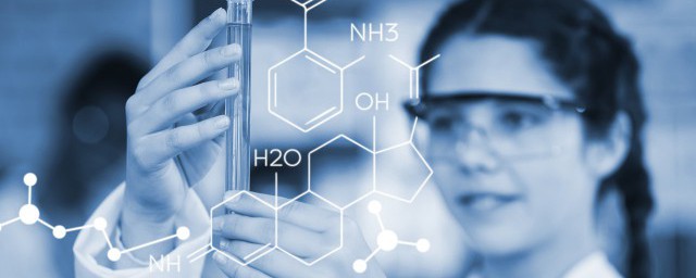 三氧化二铁和盐酸反应生成什么(三氧化二铁和盐酸的反应现象)