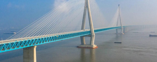 苏通大桥的介绍(苏通大桥百度百科)