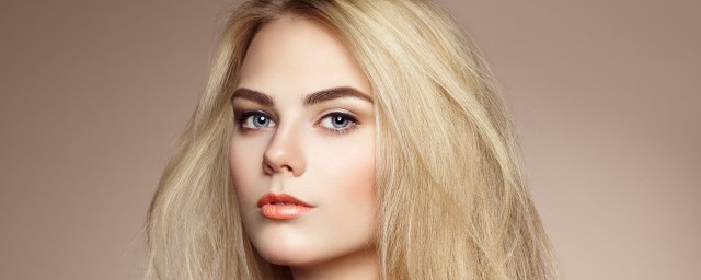 长发日常怎么护理(长发平时怎么打理)