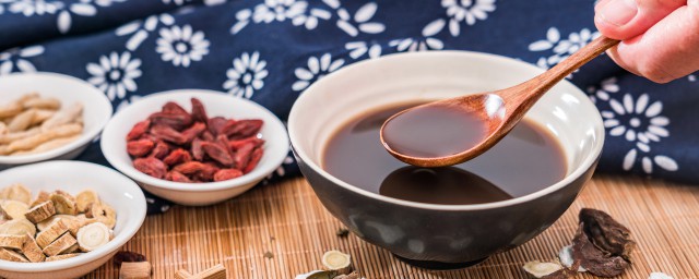 板蓝根的功效是什么(板蓝根的用处和功效)