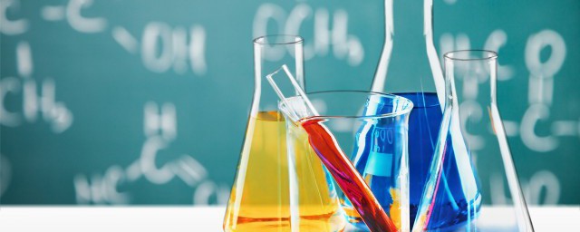 二氧化硅在化学上是什么氧化物(二氧化硅在化学上是一种)