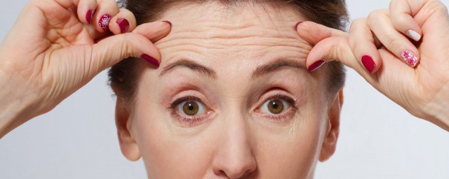 八大意想不到的方法帮助你减少皱纹是什么(怎么能让皱纹减少)