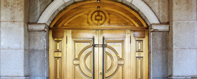 套装门的详细安装方法是什么(套装门门套怎么安装)