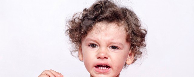 给孩子起小名的注意事项(给宝宝起小名有什么讲究)