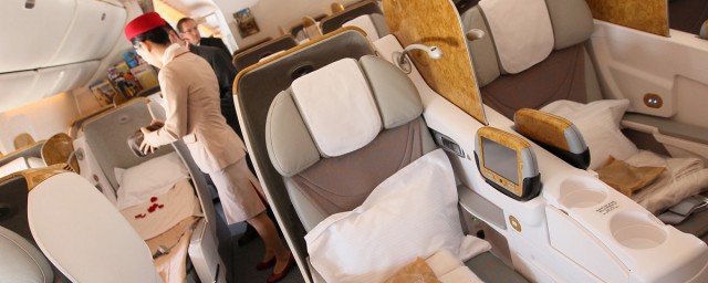 飞机公务舱和头等舱的区别介绍(飞机公务舱和头等舱有什么区别)