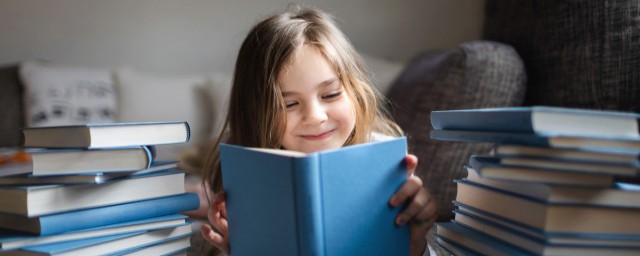 相看两不厌的解释(相看两不厌的意思厌的意思)