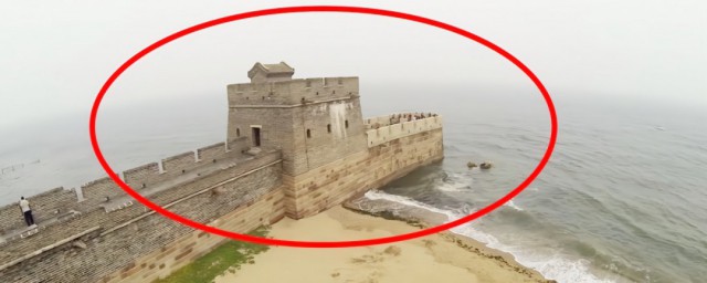 万里长城介绍(万里长城介绍500字)