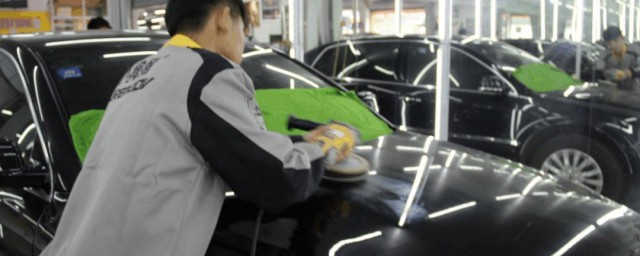 汽车喷漆的三个窍门(汽车喷色漆的技巧)