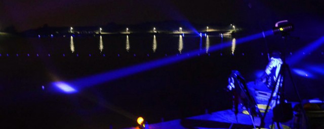 夜钓钓翘嘴的方法和技巧(晚上钓翘嘴技巧)