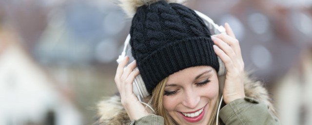 关于声音的四字词语有哪些(有关于声音的四字词语有哪些)