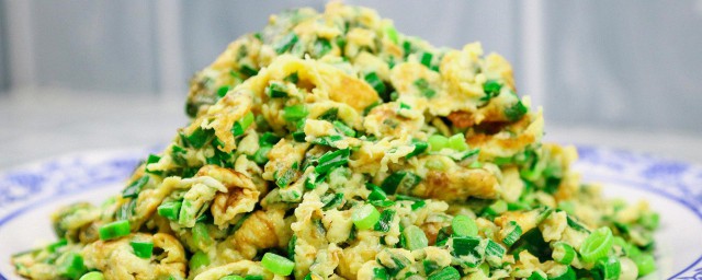 茴香炒鸡蛋家常做法(小茴香炒鸡蛋的家常做法)