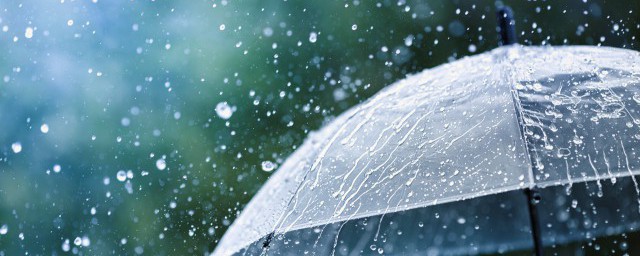 出行遇上暴雨天气怎么办(下暴雨怎么出行)