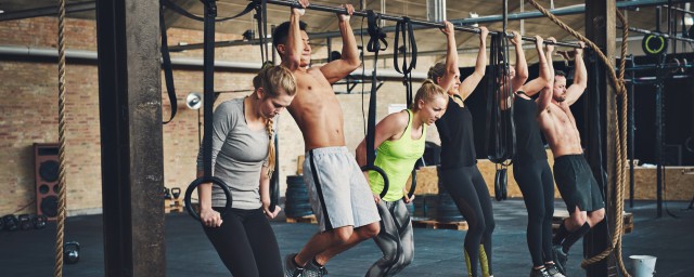 初三体育双杠应该怎么训练(中考体育单杠多高)