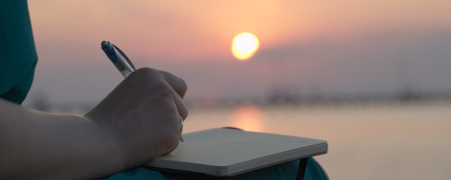 关于谦虚的小故事有哪些(谦虚 故事)