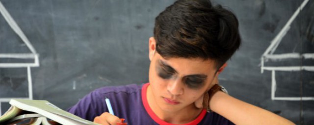 蓑笠翁是啥意思(蓑翁的意思)