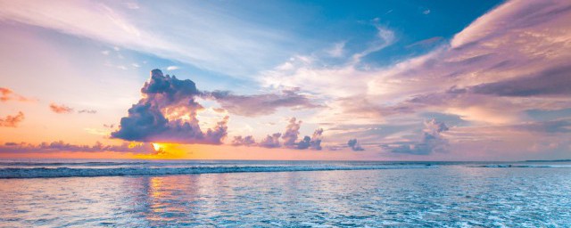 关于抖音发晚霞的文案有哪些(朋友圈关于晚霞的文案)