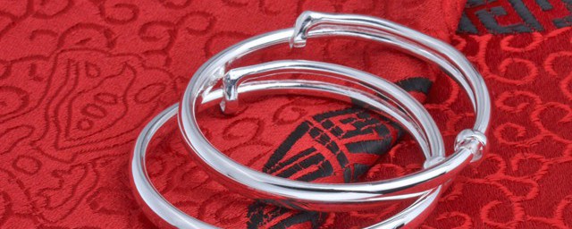 银的读音与解释(银的拼音和意思)