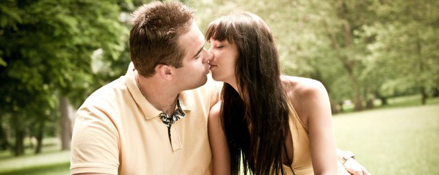 吻痕怎么快速消除(脖子吻痕怎么快速消除)