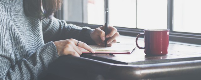 深情款款的含义(什么叫深情款款)