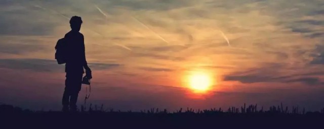 乡愁的艺术风格(乡愁的艺术特色和思想主旨)