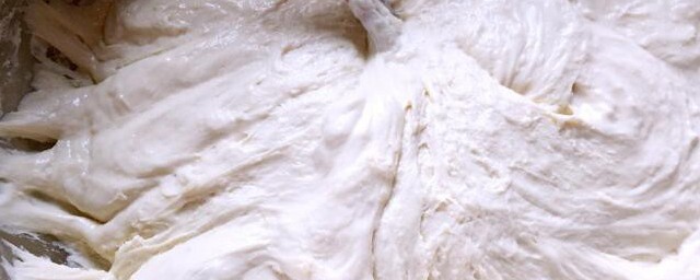 面粉加水如何成型(面粉水怎么做)