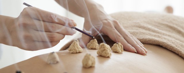 艾灸盒如何使用(艾灸盒怎样使用)