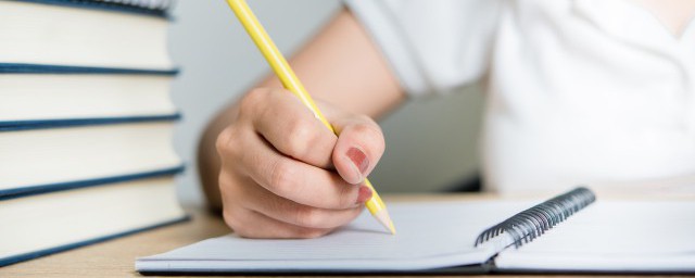 有关波折的作文800字(关于波折的作文600字高中)