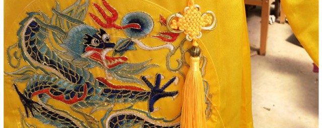龙袍和蟒袍有什么区别(为什么叫蟒袍不叫龙袍)