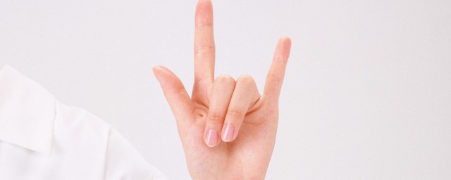 感恩的心手语分解动作是什么(感恩的心手语舞蹈分解动作)