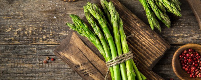 芦笋要焯水吗(芦笋要削皮吗清炒芦笋要焯水吗)