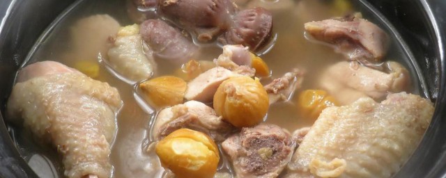 煲鸡汤要焯水吗(炖鸡汤要不要焯水?)