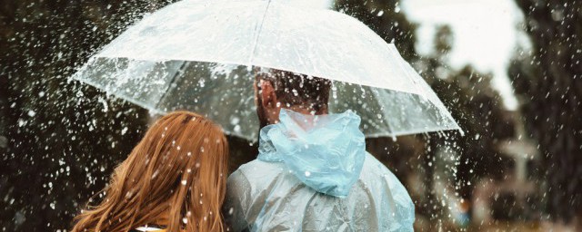 如何计算降雨量毫米(怎样计算雨量的毫米)