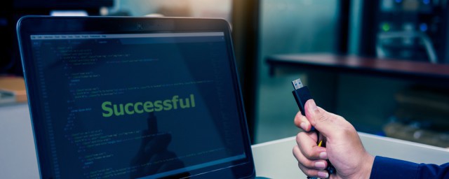 电脑连不上网怎么解决(微机室的电脑连不上网怎么解决)