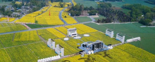 天府之国简单释义(天府之国指的是什么地方是啥意思)