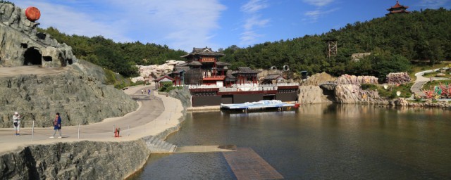 关于山东旅游必去十大景点(山东旅游攻略必去十大景点)