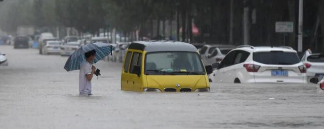 郑州下暴雨的特点是什么(郑州暴雨简述)