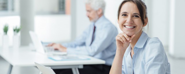 什么是双引擎闪充(什么是双引擎闪充充电器)