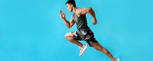 原地冲刺跑训练方法是什么(原地跑技巧)