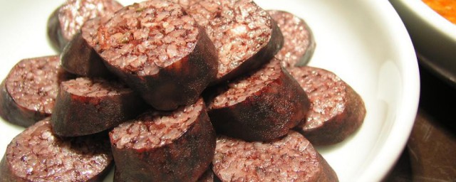 如何做糯米血肠(正宗糯米血肠做法大全窍门)