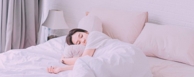 已婚女人梦见自己怀孕了是啥意思(已婚妇女梦到自己怀孕了什么意思)