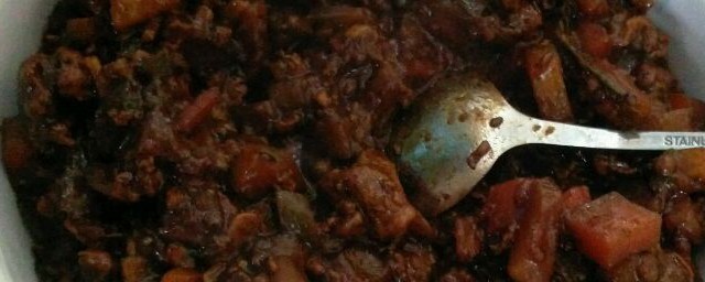 时蔬炸酱的做法步骤(炸酱怎么做菜)