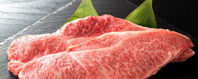 牛肉和西瓜可以一起吃吗(西瓜跟牛肉能一起吃吗)