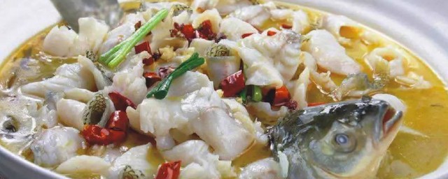 鲈鱼酸菜鱼怎么做(鲈鱼怎样做酸菜鱼)