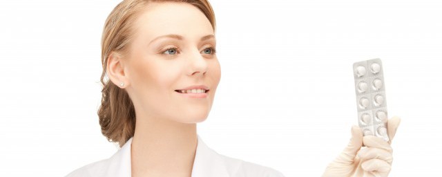 钙片和维生素c的功效有哪些(维生素c跟钙片的区别)