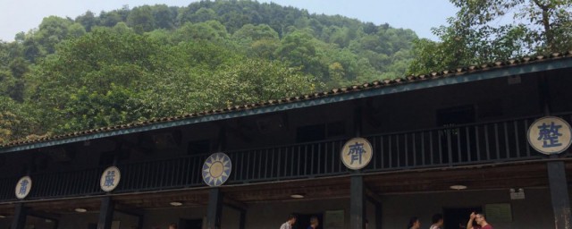 白公馆渣滓洞的人面对死亡的态度(白公馆和渣滓洞关押的名人)