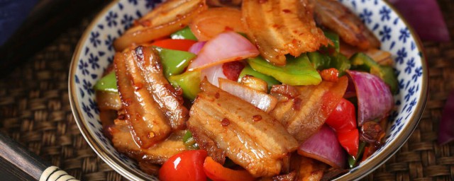 五花肉最好吃做法介绍(五花肉的做法超级简单,还超级好吃)