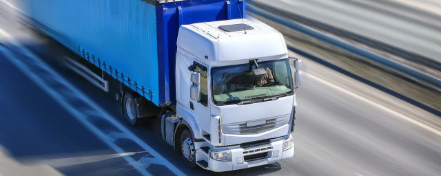 违反道路交通信号灯通行意思是什么(违反道路交通信号灯啥意思)